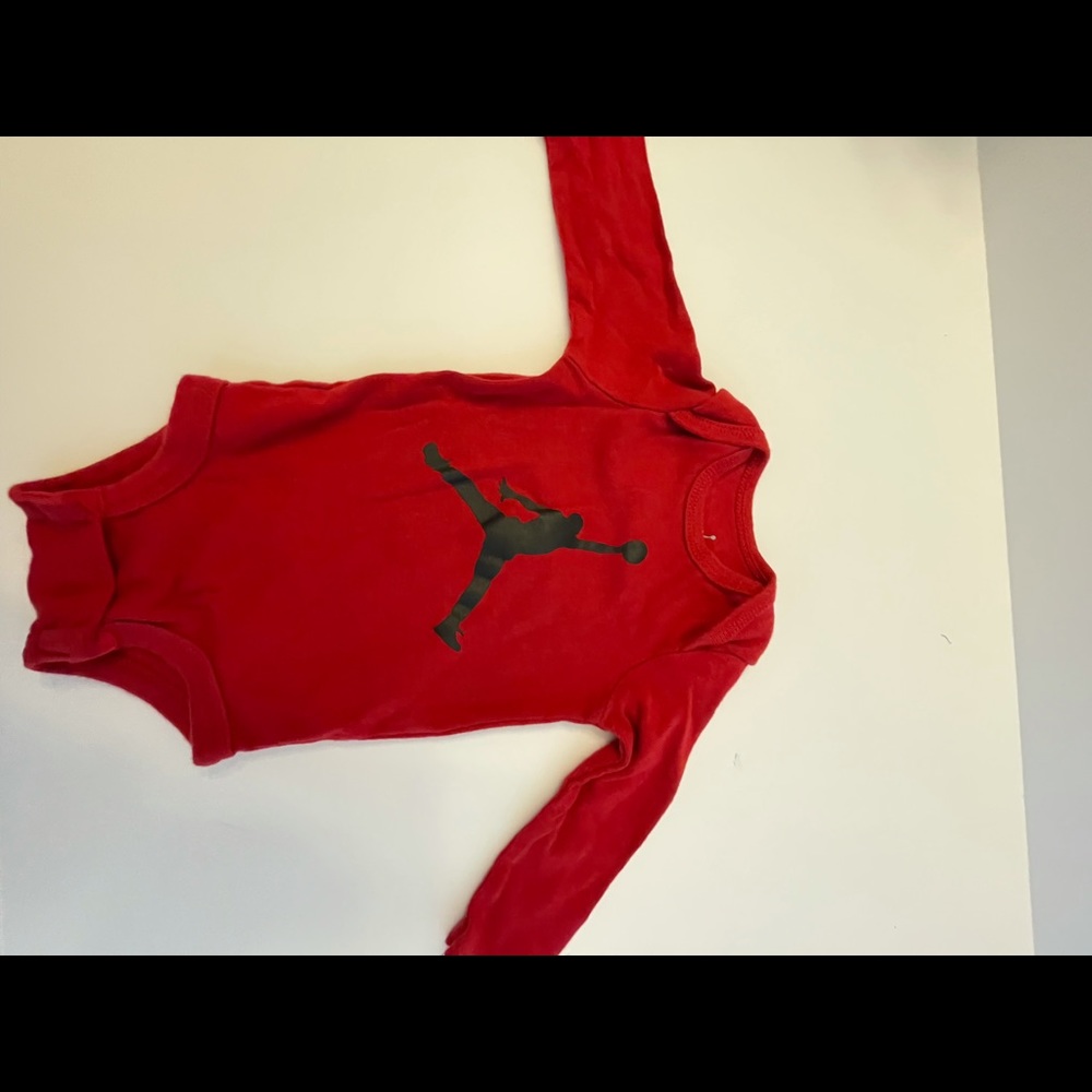 3-Pack Jordan Onesie LONG SLEEVE